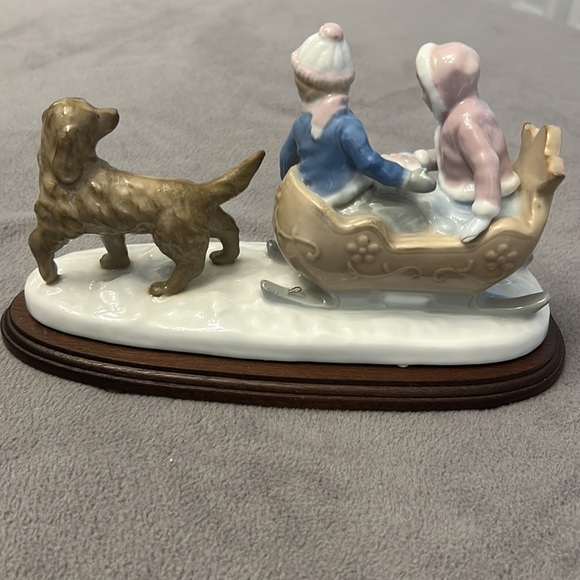 Vintage Paul Sebastian Porcelain Figurine, “Sleigh Ride” - Picture 3 of 9